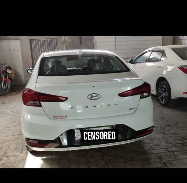 Hyundai Elantra 2022 1