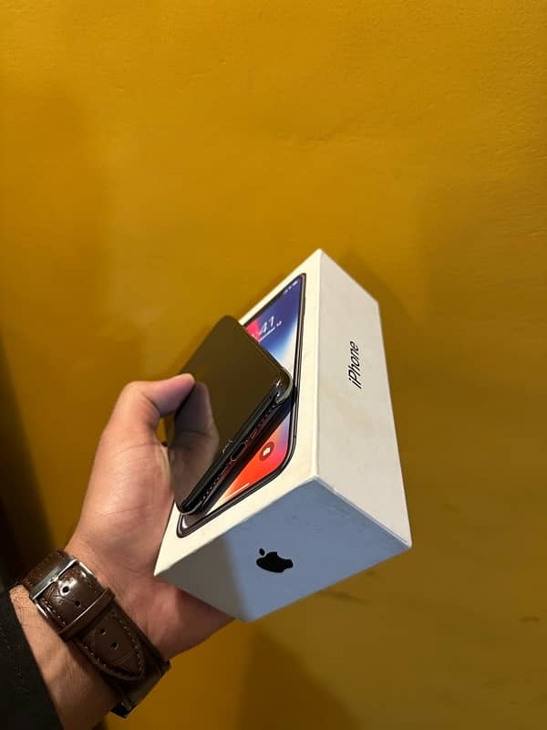 Iphone X 64Gb PTA APPROVED 9