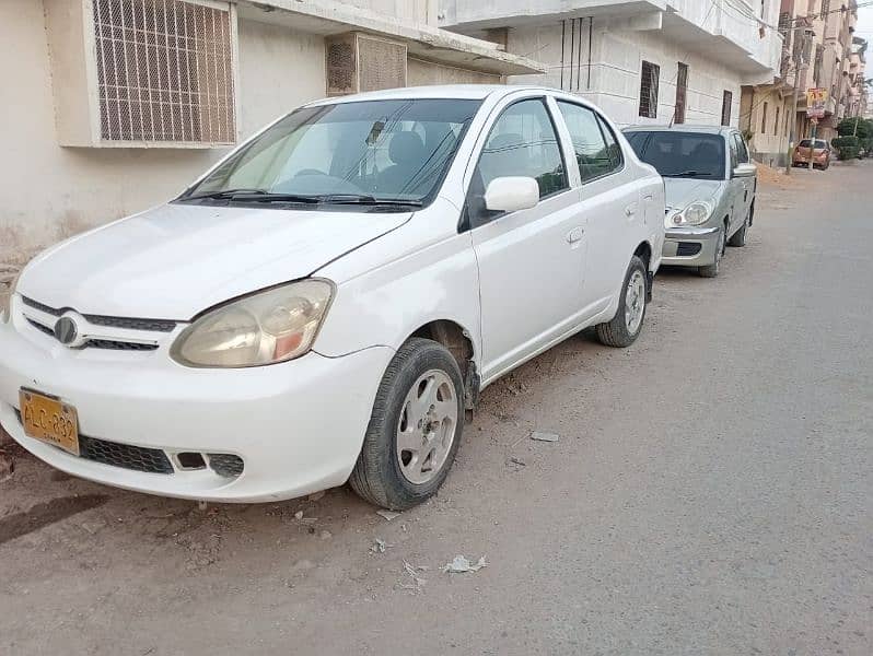 Toyota Platz 2002 7