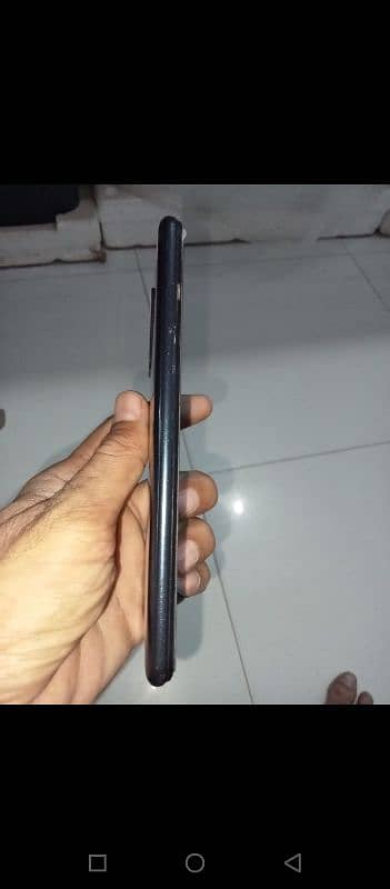 Infinix note 8i 6/128 2