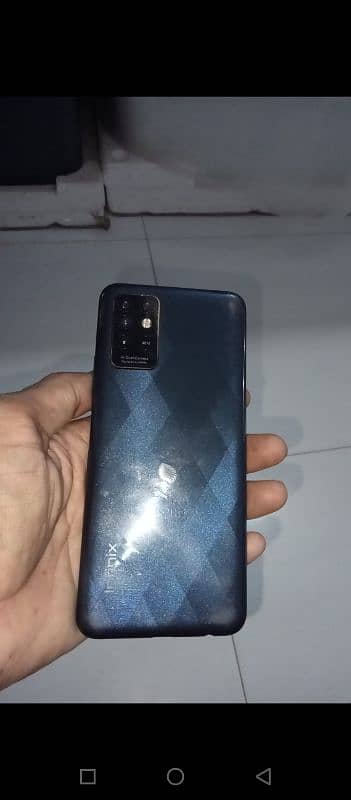 Infinix note 8i 6/128 3