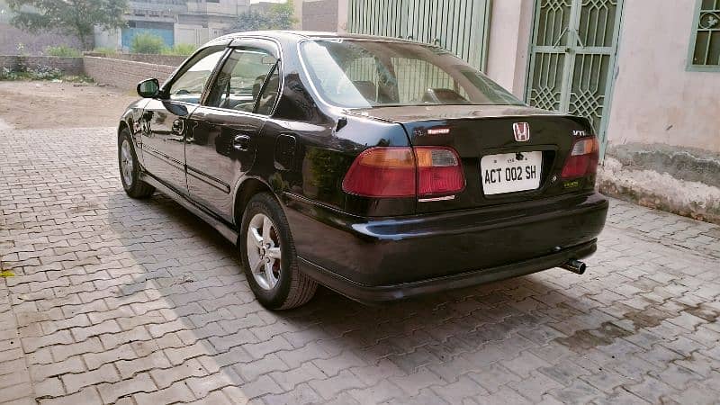 Honda Civic 2000 4