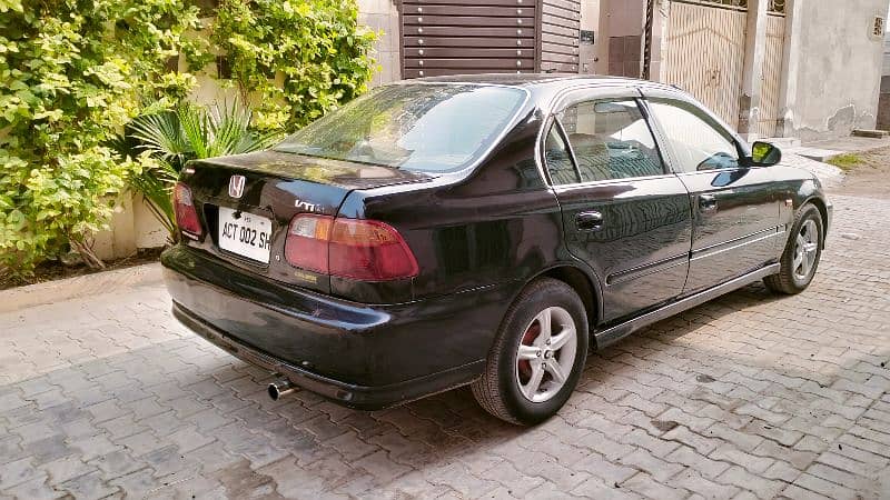 Honda Civic 2000 5