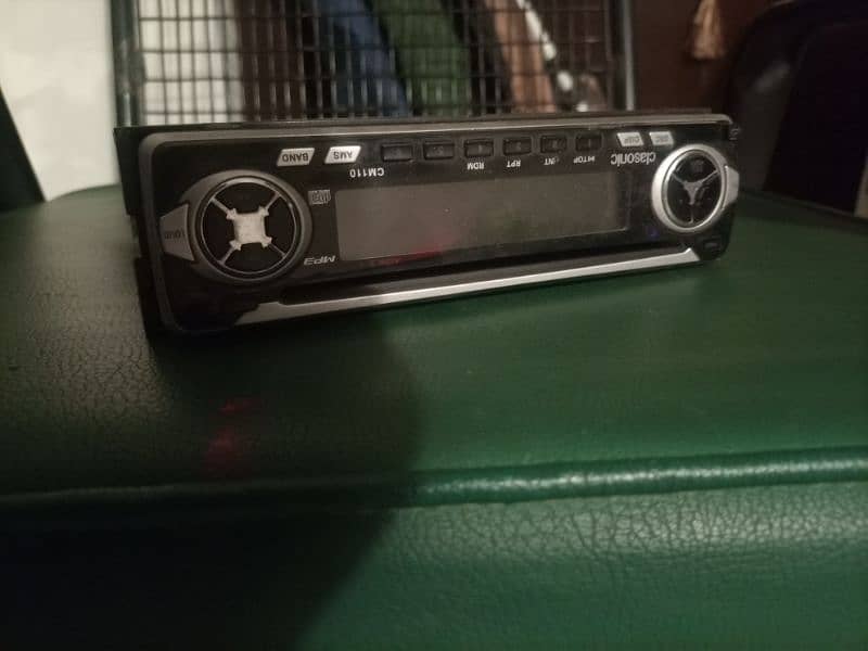 Car Stereo JVC 1