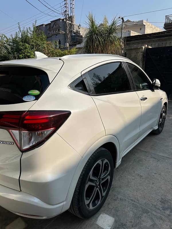 Honda Vezel 2015 3