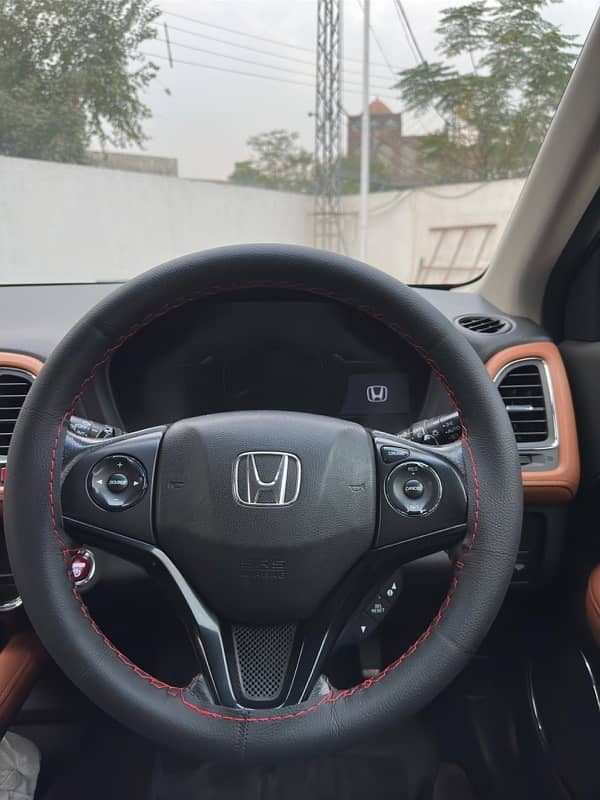 Honda Vezel 2015 6