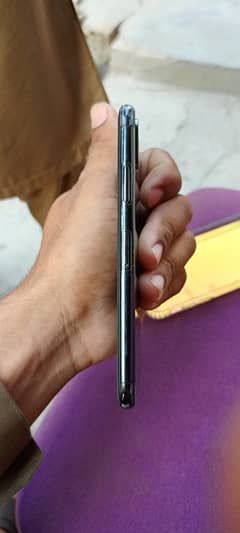 I phone  Xs nonpta black colour