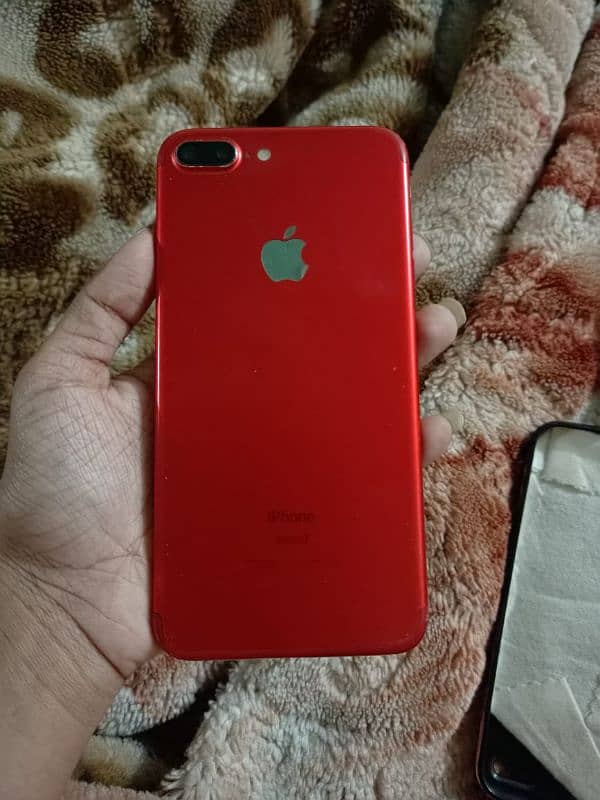 Iphone 7 plus 128 PTA 1