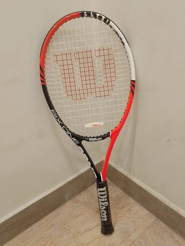 Dunlop racket in very good condition 3