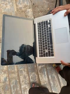 Macbook pro 2011 urgent sale