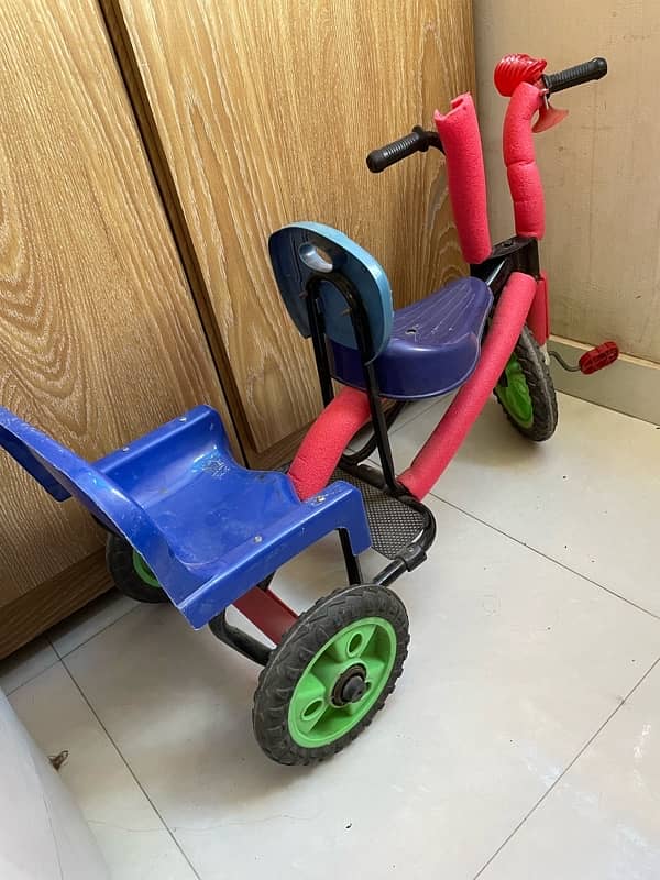 2 seater , 3 Wheel Cycle 1