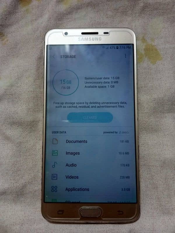 Samsung Galaxy j7 prime 4