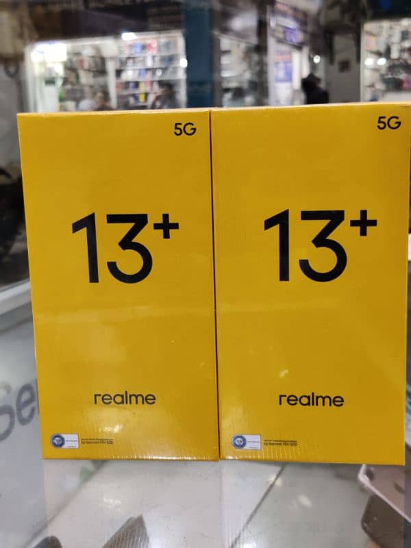 Relame 13+ 5g 12/256 1