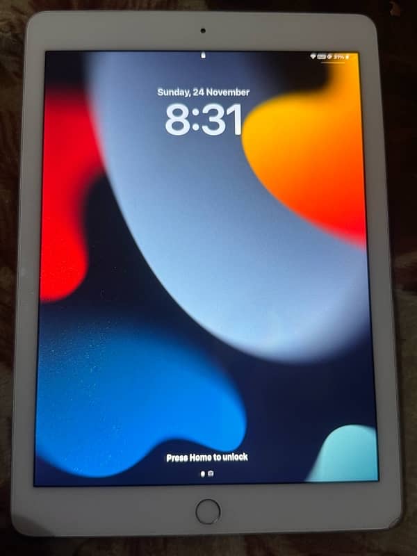 I pad pro 9.7 inches 32 GB 0