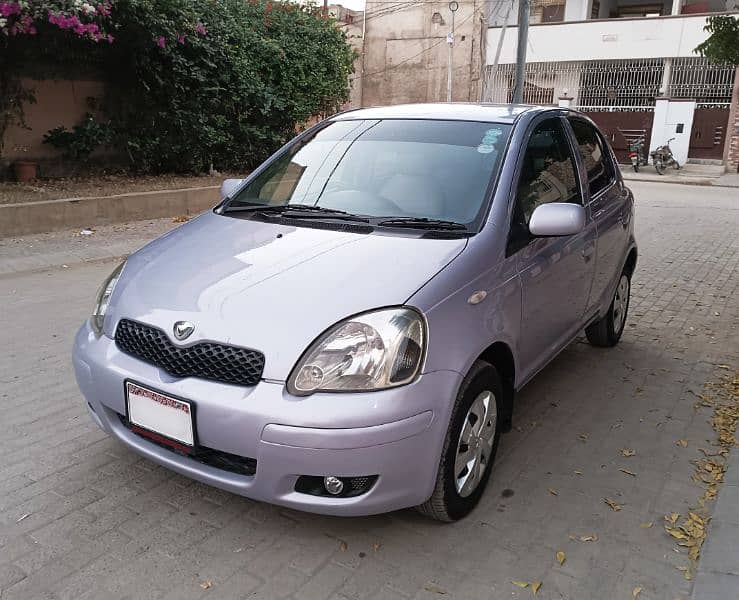 Toyota Vitz 2004 8