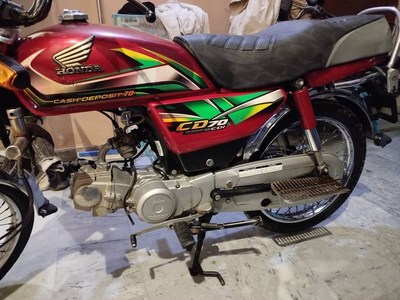 Honda CD 70 2022 4