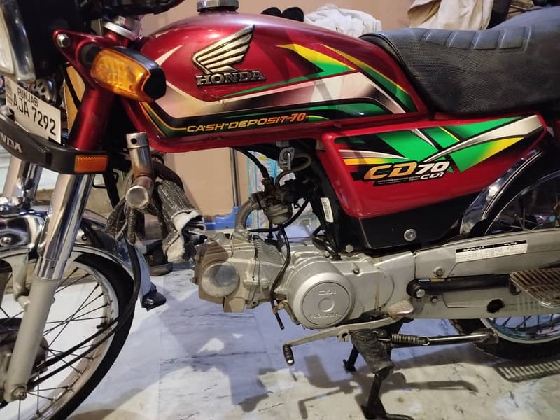 Honda CD 70 2022 5