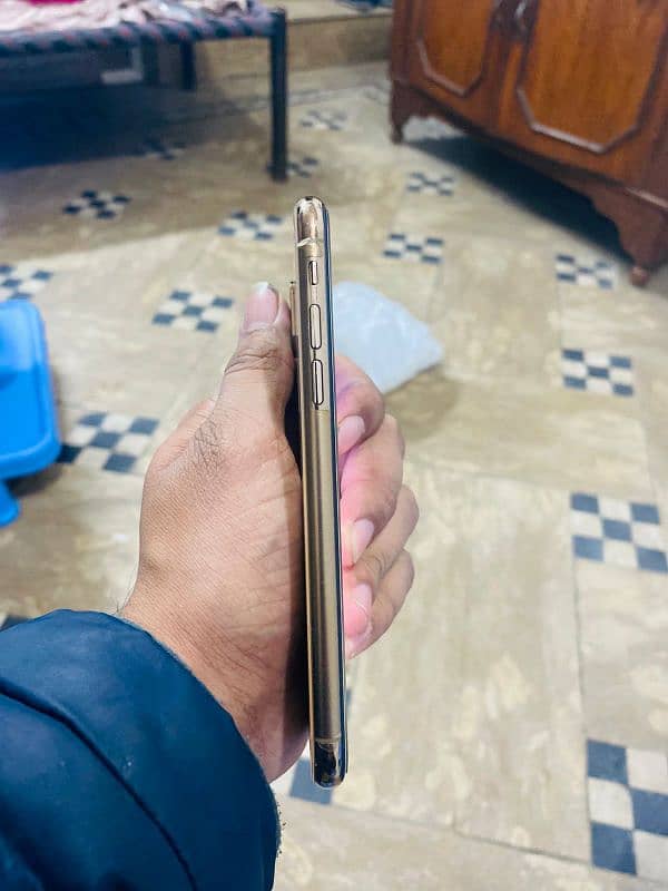 iphone xs pta dual 1