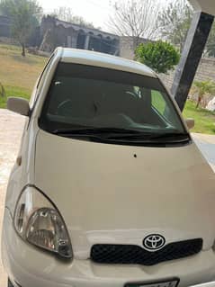 Toyota Vitz 2004