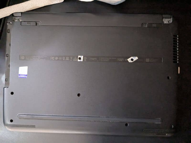 Hp 348 G4 laptop 2