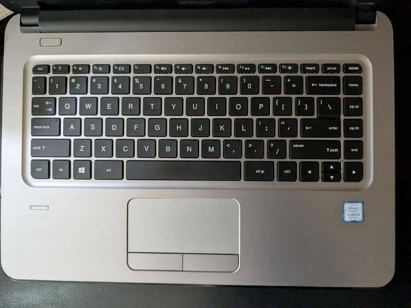 Hp 348 G4 laptop 3