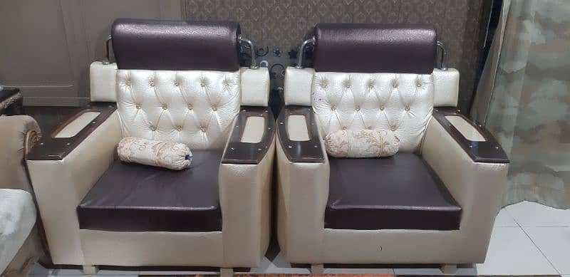 sofas and iron stand for sale 1