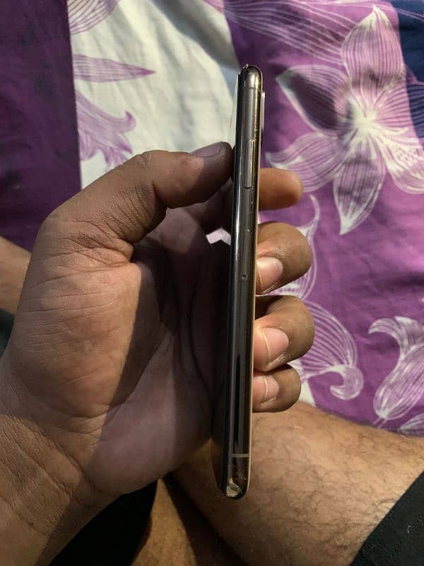 iphone xs pta aproved 2