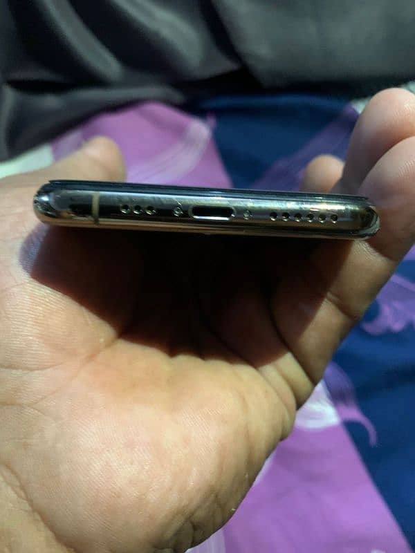 iphone xs pta aproved 5