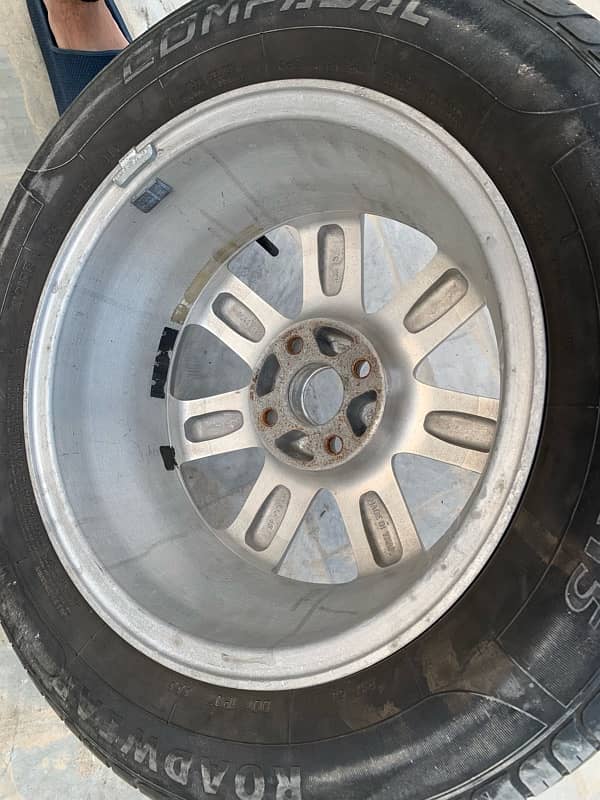 Civic 2005 OEM rims 0