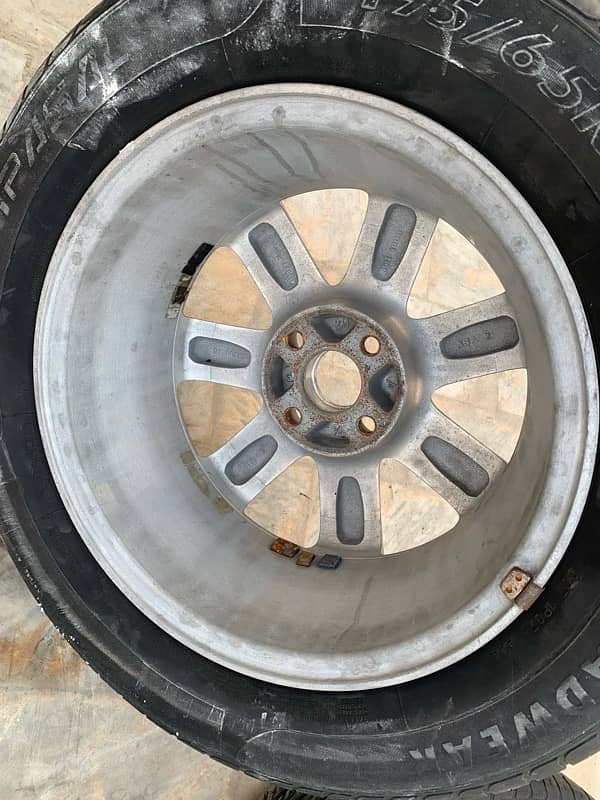 Civic 2005 OEM rims 3