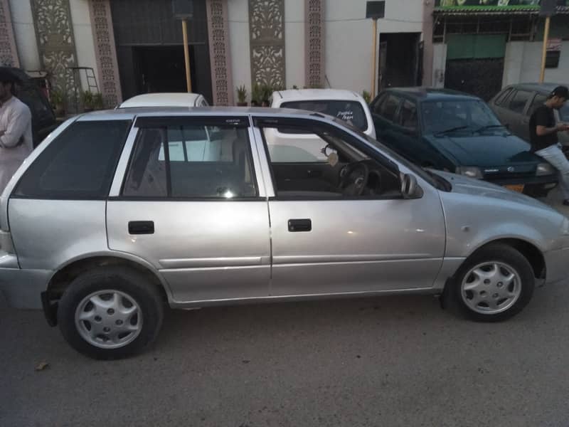 Suzuki Cultus VXR 2011 Original Karak Condition Car 3