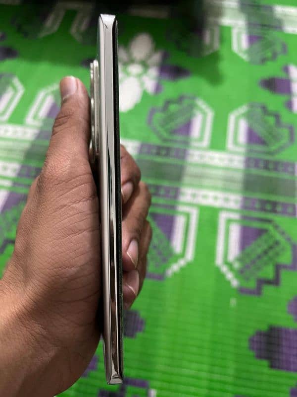 oppo Reno 12 0