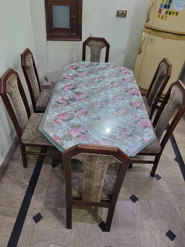 Dining Table with 6 Chairs 2