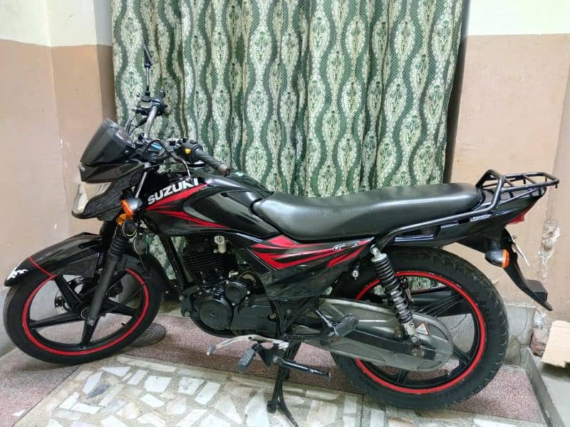 Suzuki GR 150 Model 2019 in mint condition (0/3/2/0/4/0/9/2/4/2/9) 0