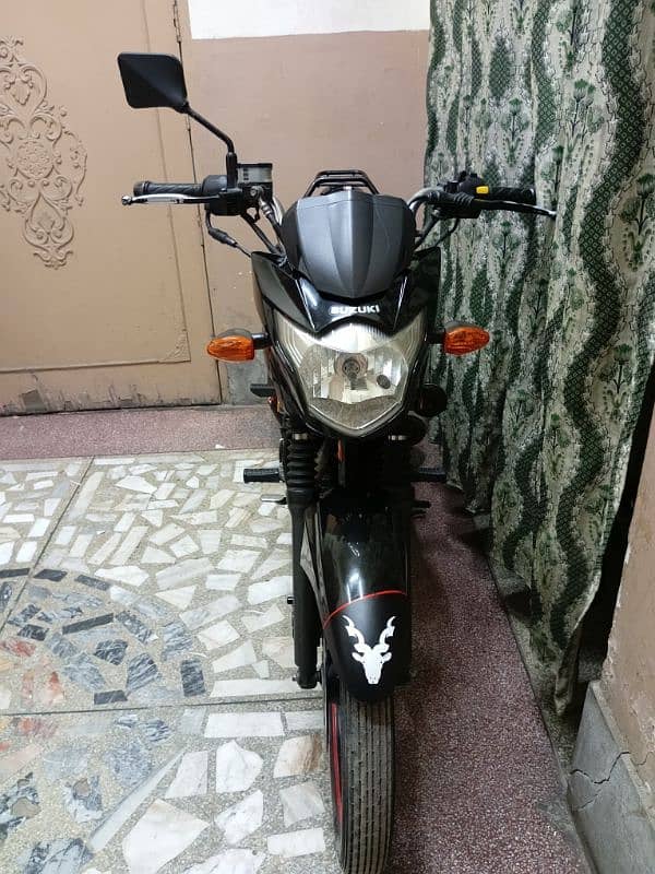 Suzuki GR 150 Model 2019 in mint condition (0/3/2/0/4/0/9/2/4/2/9) 2