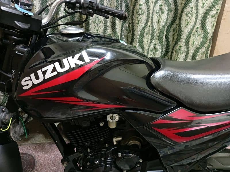 Suzuki GR 150 Model 2019 in mint condition (0/3/2/0/4/0/9/2/4/2/9) 4