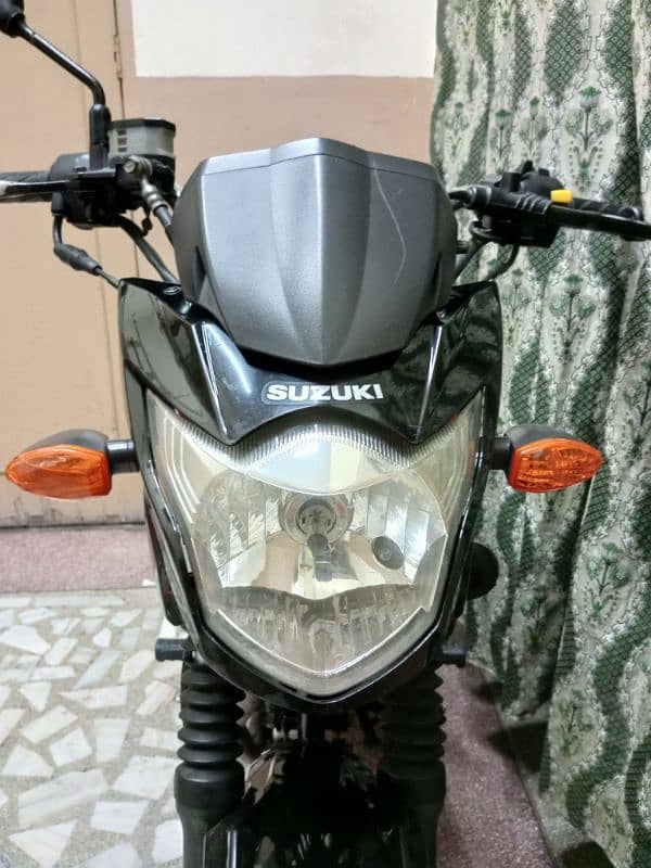 Suzuki GR 150 Model 2019 in mint condition (0/3/2/0/4/0/9/2/4/2/9) 6