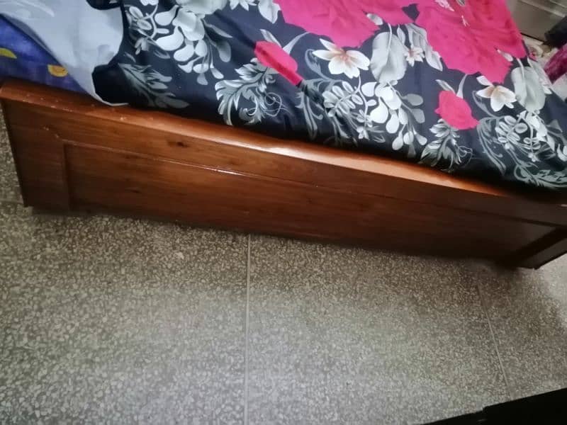 wooden bed 2