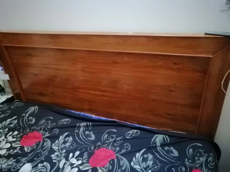 wooden bed 4