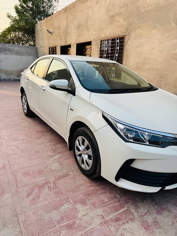 Toyota Corolla GLI Automatic 2019 1