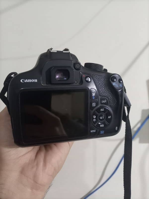 Canon 1200d with 18/55 auto focus lenz 5