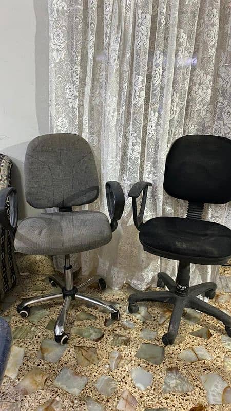 Executive Office Chairs | Quantity Available 10