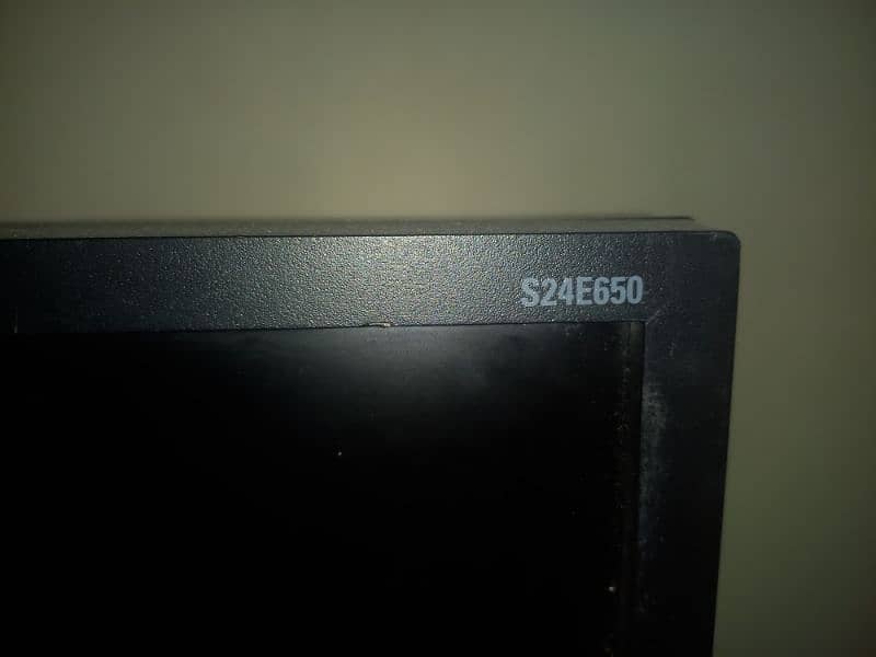 Samsung Monitor 24inch 1