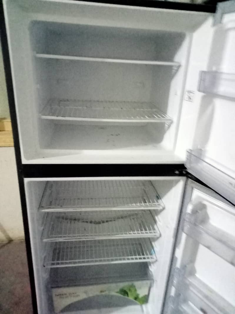 Fridge for sale 3