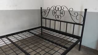 Big Size Pure Iron Bed