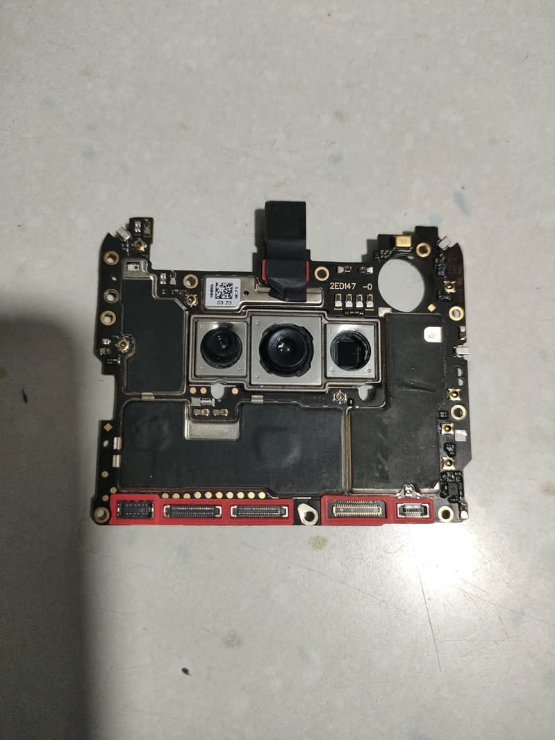 One plus 7t board 1