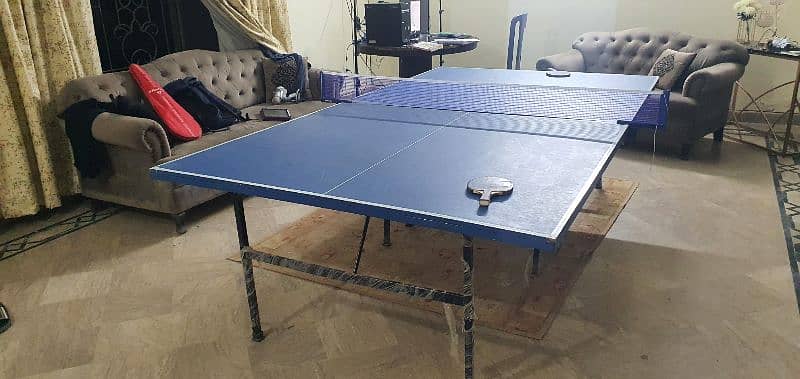 Large Size Foldable Table Tennis New Condition 1