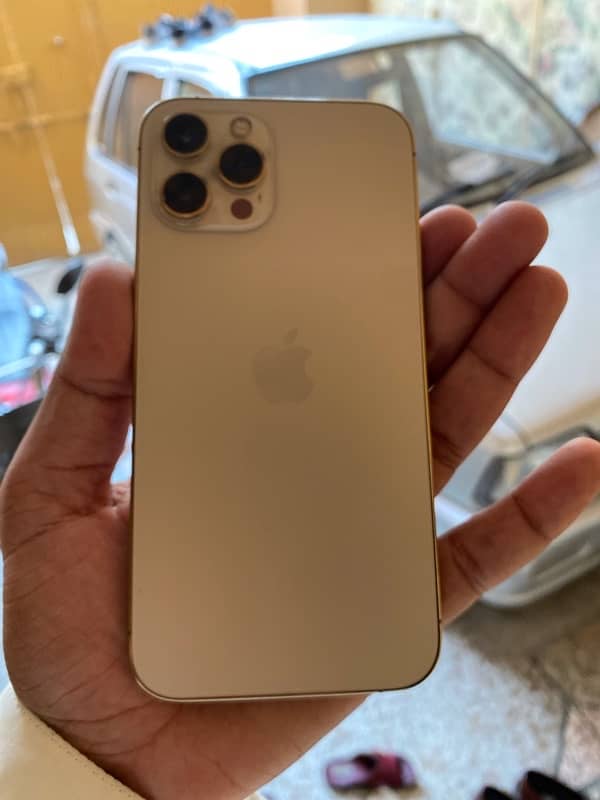 iPhone 12 Pro Max gold 10/9.5 11