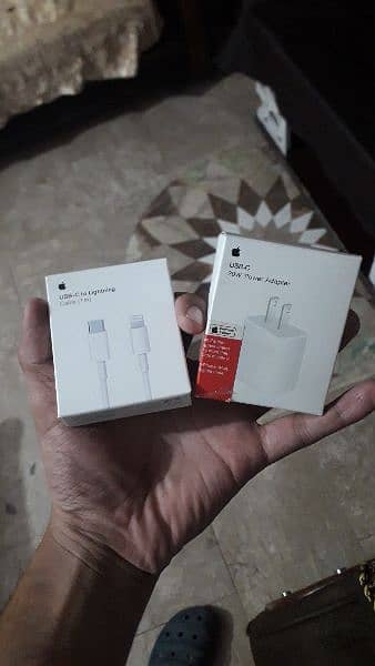 Apple 20W Power Adapter with cable 2