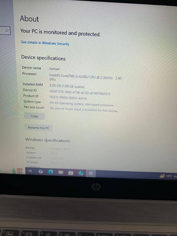 Hp intel core i5 6th gen 8/256 window 10 5